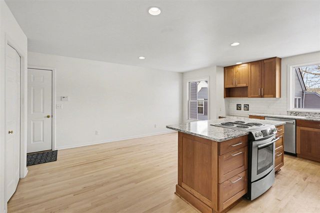 542 Heritage Drive, Ann Arbor, MI 48105