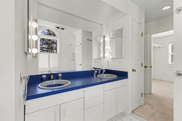 542 Heritage Drive, Ann Arbor, MI 48105