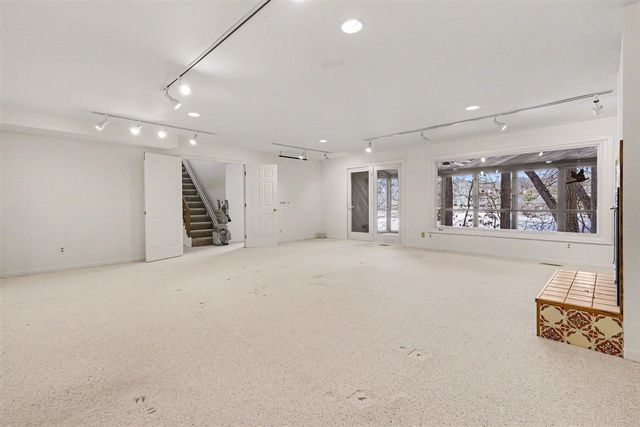 542 Heritage Drive, Ann Arbor, MI 48105