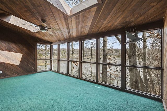 542 Heritage Drive, Ann Arbor, MI 48105