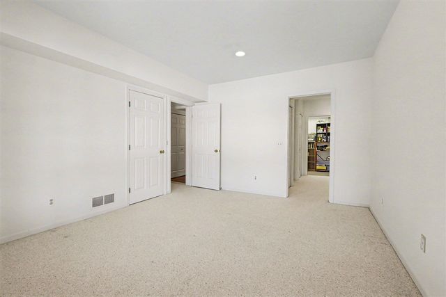 542 Heritage Drive, Ann Arbor, MI 48105