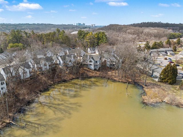 542 Heritage Drive, Ann Arbor, MI 48105