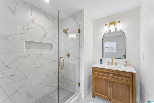 9151 N HIGHWAY 41, Birmingham, AL 35242