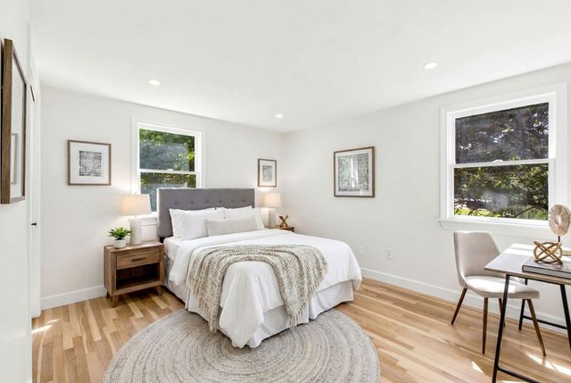 29 Sumner St, Canton, MA 02021