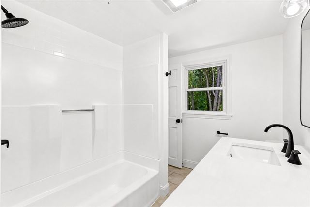 29 Sumner St, Canton, MA 02021