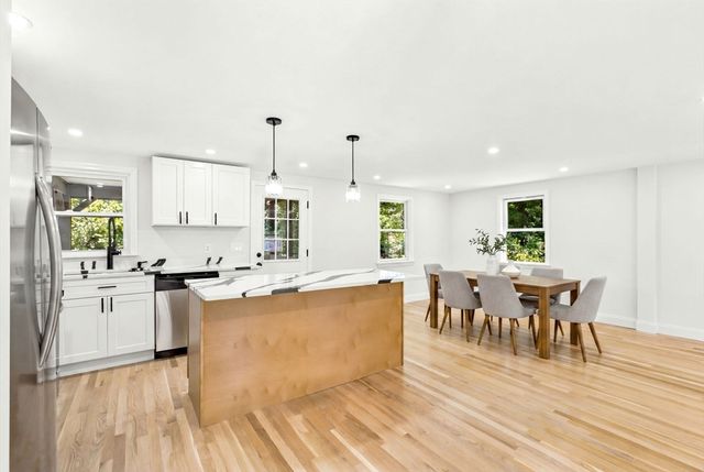 29 Sumner St, Canton, MA 02021