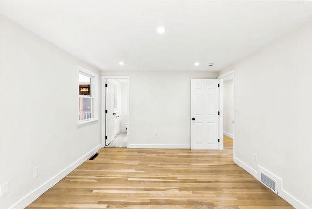 29 Sumner St, Canton, MA 02021