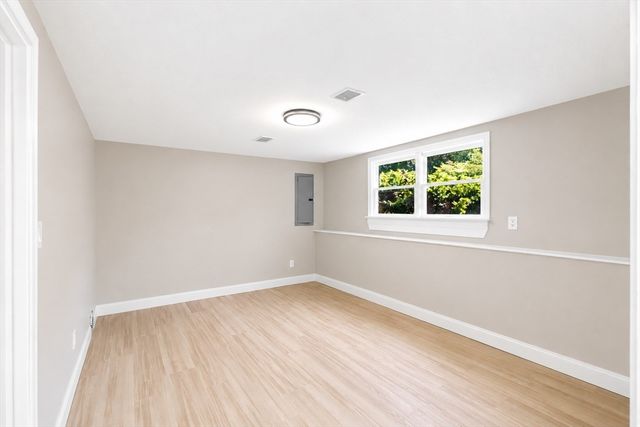 29 Sumner St, Canton, MA 02021
