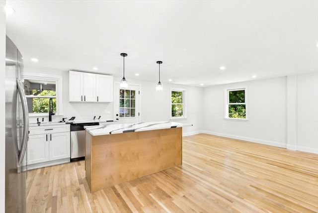 29 Sumner St, Canton, MA 02021