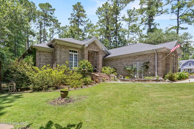 665 Jackeys Creek Lane SE, Leland, NC 28451