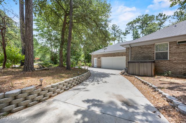 665 Jackeys Creek Lane SE, Leland, NC 28451