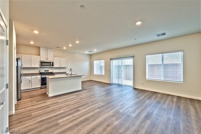 4706 Turquoise Cliffs Avenue, Las Vegas, NV 89141