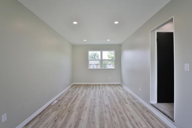 3257 Kenray Drive, Columbus, OH 43219