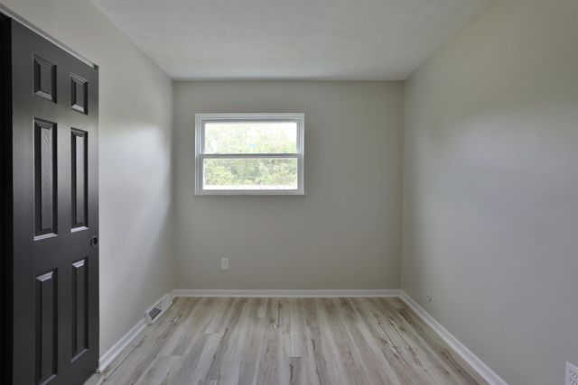 3257 Kenray Drive, Columbus, OH 43219
