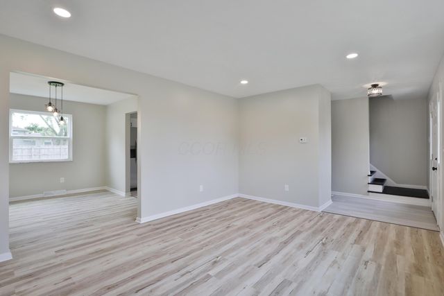 3257 Kenray Drive, Columbus, OH 43219