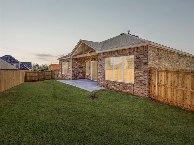 5613 NW 155th Street, Edmond, OK 73013