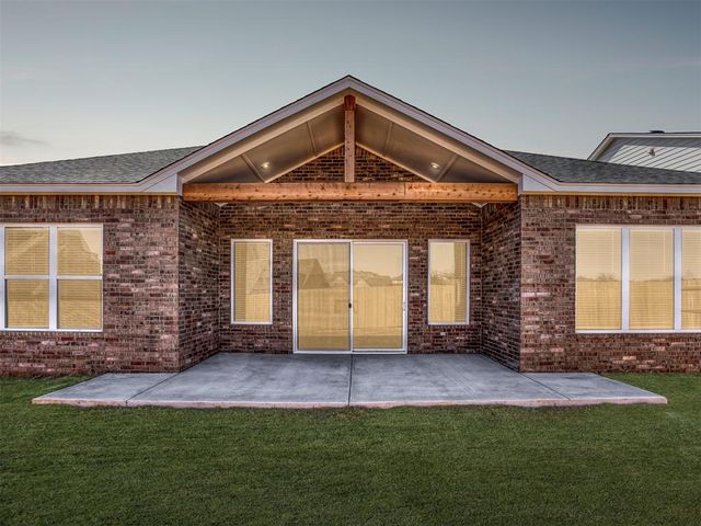 5613 NW 155th Street, Edmond, OK 73013