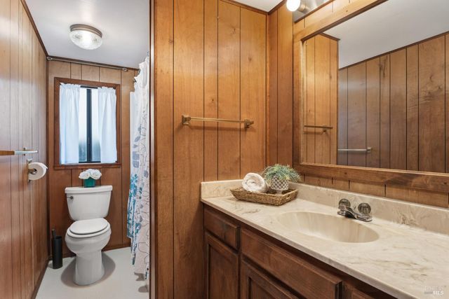 329 Jones St, Ukiah, CA 95482