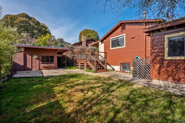 329 Jones St, Ukiah, CA 95482