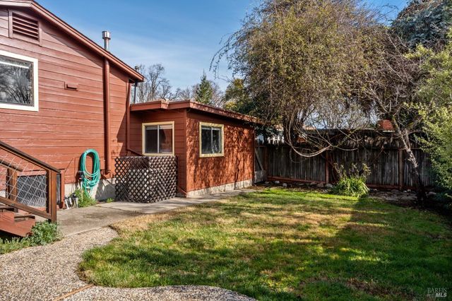 329 Jones St, Ukiah, CA 95482