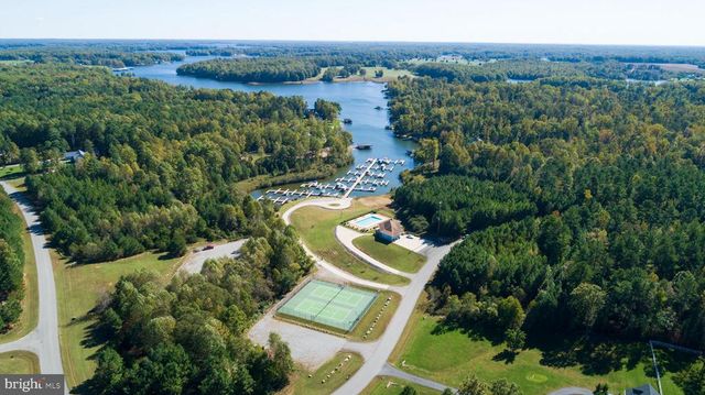 TRAVELLERS, Mineral, VA 23117