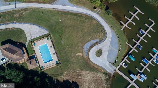 TRAVELLERS, Mineral, VA 23117