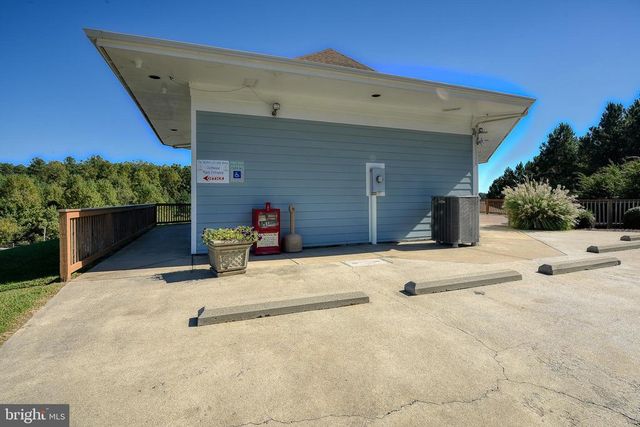 TRAVELLERS, Mineral, VA 23117