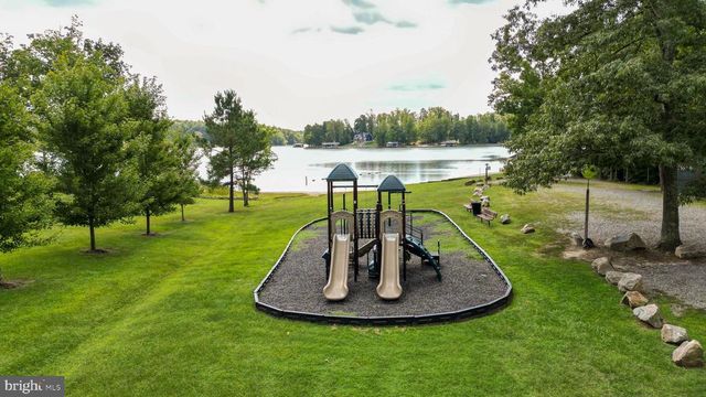 TRAVELLERS, Mineral, VA 23117