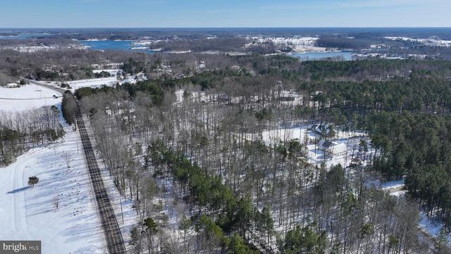 TRAVELLERS, Mineral, VA 23117