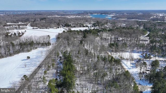 TRAVELLERS, Mineral, VA 23117