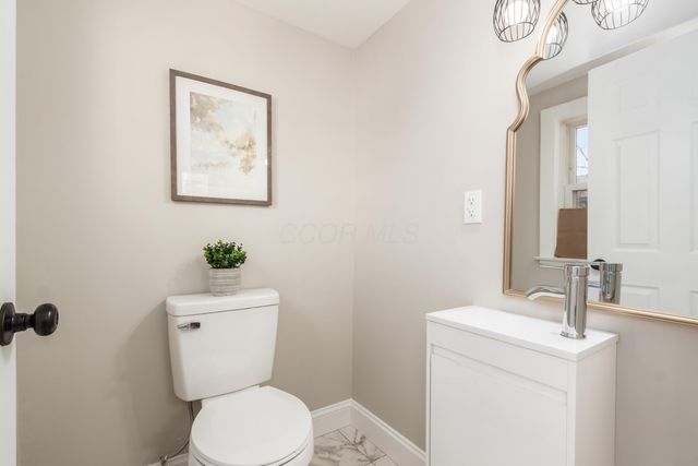 214 Parkwood Avenue, Columbus, OH 43203