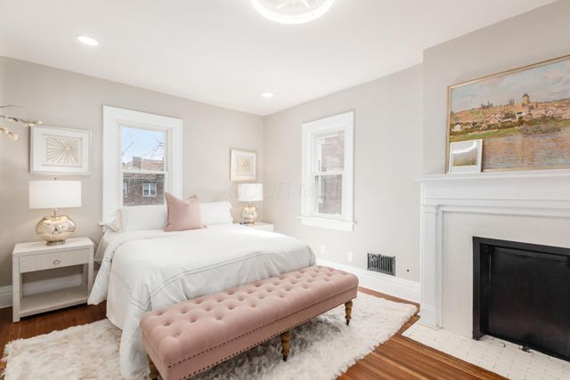 214 Parkwood Avenue, Columbus, OH 43203