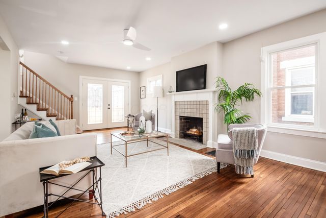 214 Parkwood Avenue, Columbus, OH 43203