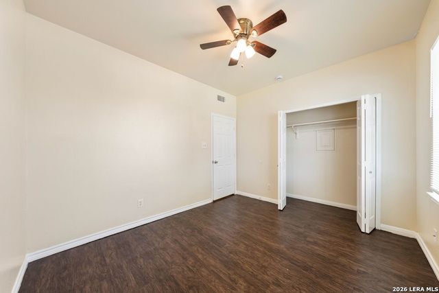 518 Dukeway Apt 1, Universal City, TX 78148