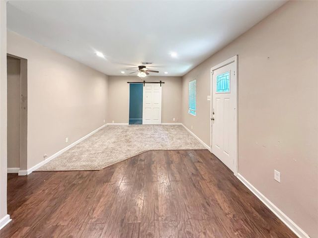 1001 Ridgecrest Street, Angleton, TX 77515