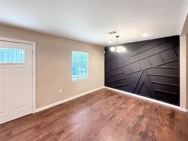 1001 Ridgecrest Street, Angleton, TX 77515