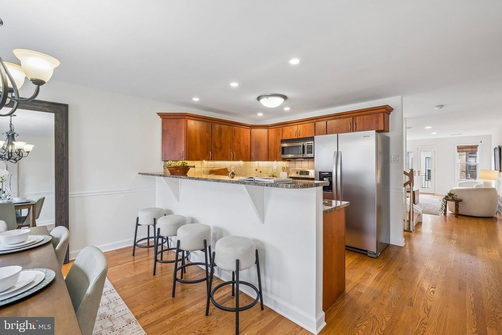 2234 FITZWATER ST, PHILADELPHIA, PA 19146 — photo 4