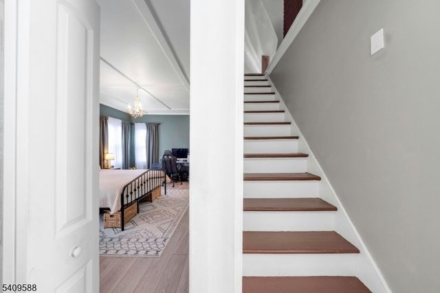 214 Trenton Ave, Clifton City, NJ 07011