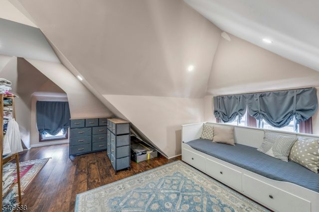 214 Trenton Ave, Clifton City, NJ 07011