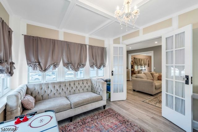 214 Trenton Ave, Clifton City, NJ 07011