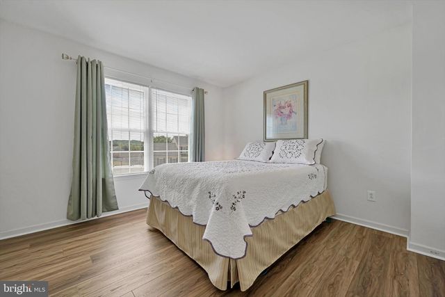 29 WALNUT DR E, Bernville, PA 19506