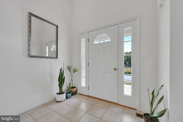 29 WALNUT DR E, Bernville, PA 19506