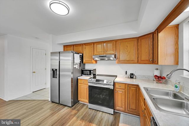 29 WALNUT DR E, Bernville, PA 19506