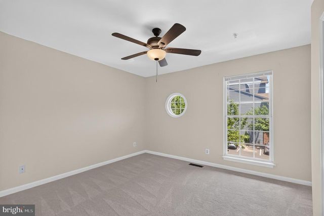 2293 VILLAGE CROSSING RD, Falls Church, VA 22043
