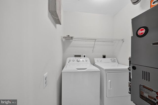 2293 VILLAGE CROSSING RD, Falls Church, VA 22043