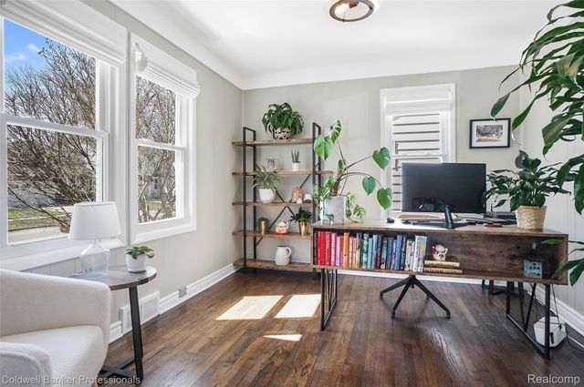 1302 Butternut Avenue, Royal Oak, MI 48073