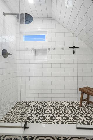 1302 Butternut Avenue, Royal Oak, MI 48073