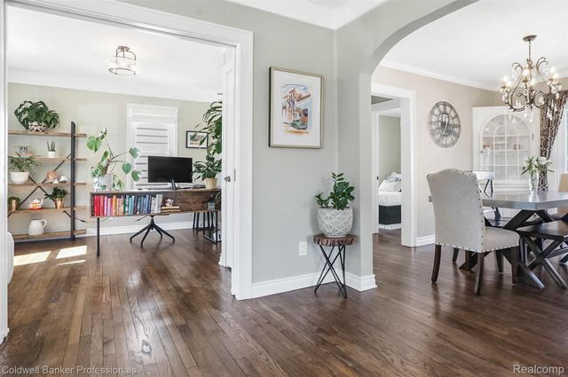 1302 Butternut Avenue, Royal Oak, MI 48073