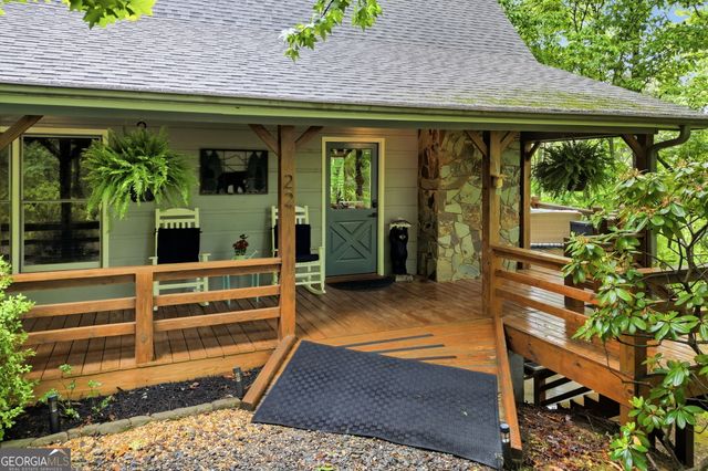22 Evening Shade Trail, Mineral Bluff, GA 30559