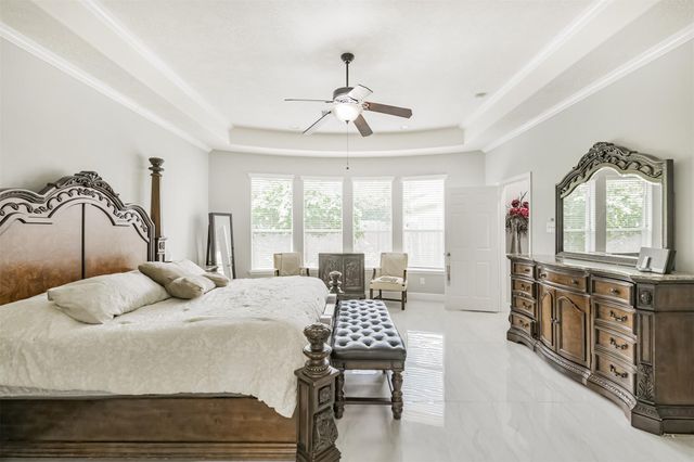 28019 Hollyfare Drive, Katy, TX 77494